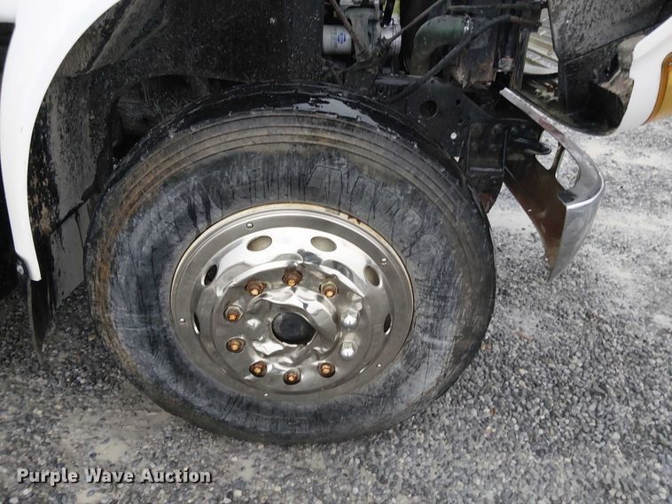 image for item DT4680 1998 International 8100 dump truck