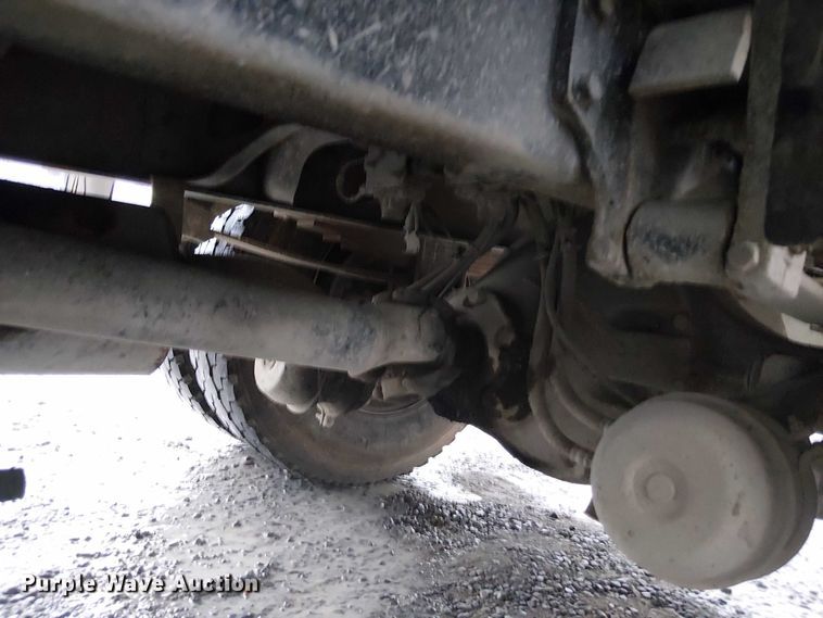 image for item DT4680 1998 International 8100 dump truck