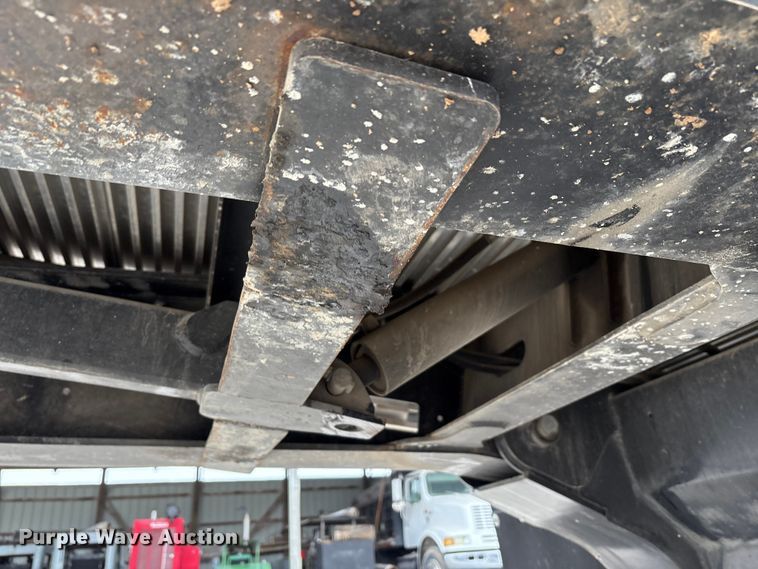 image for item DT4681 2020 Jet Company Inc. lowboy equipment trailer