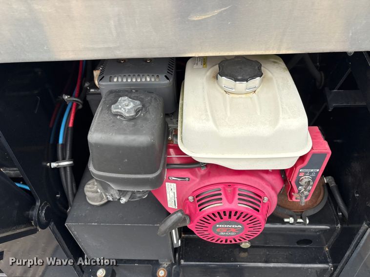 image for item DT4681 2020 Jet Company Inc. lowboy equipment trailer