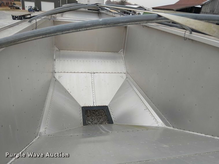 image for item DT4682 2020 Timpte grain trailer