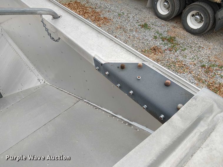 image for item DT4682 2020 Timpte grain trailer