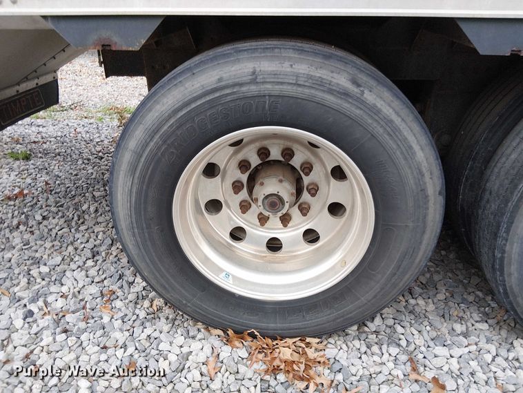 image for item DT4682 2020 Timpte grain trailer