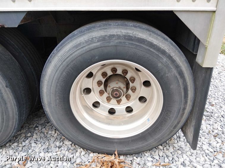 image for item DT4682 2020 Timpte grain trailer