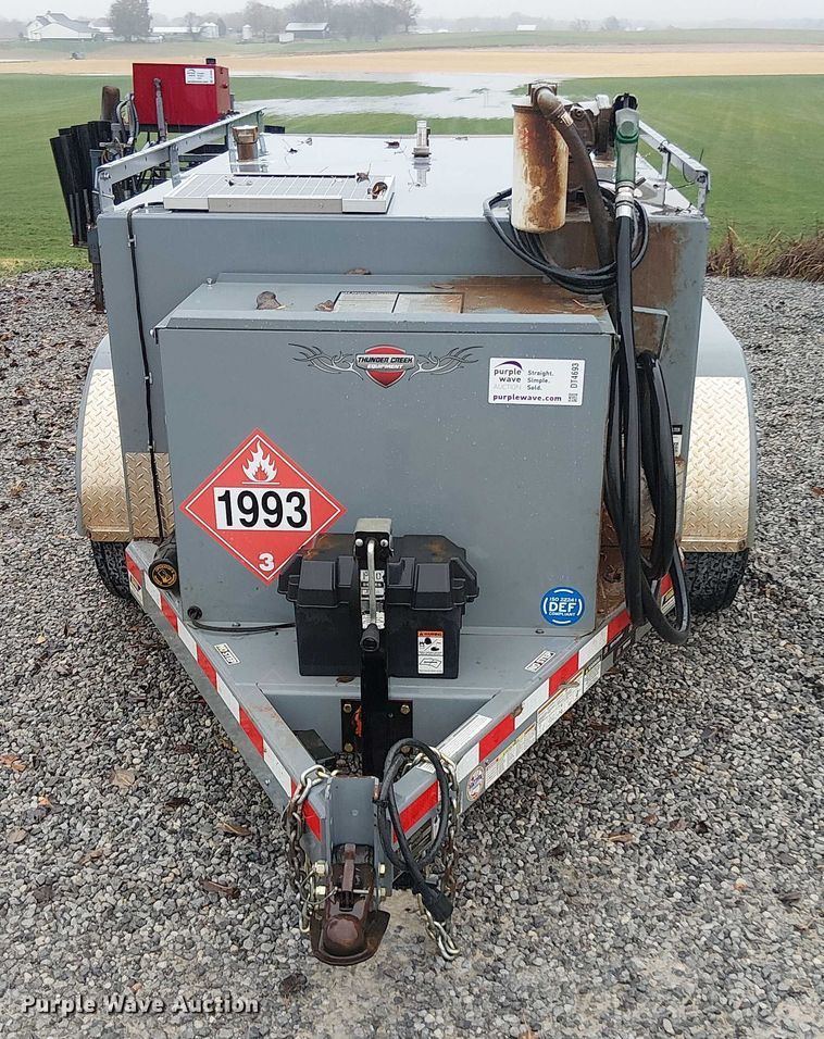 image for item DT4693 2022 LDJ EV750 fuel trailer