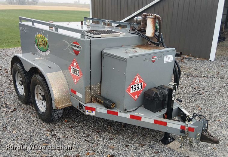 image for item DT4693 2022 LDJ EV750 fuel trailer