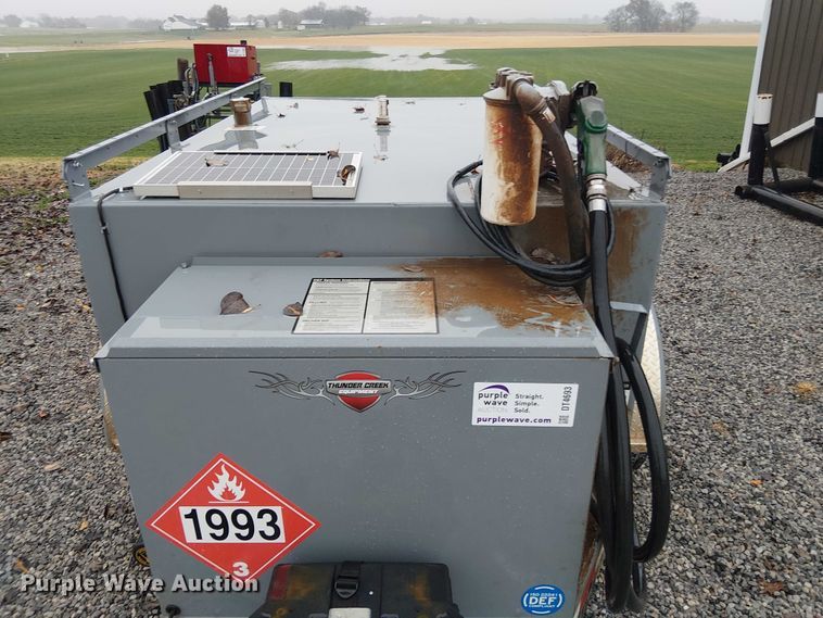 image for item DT4693 2022 LDJ EV750 fuel trailer