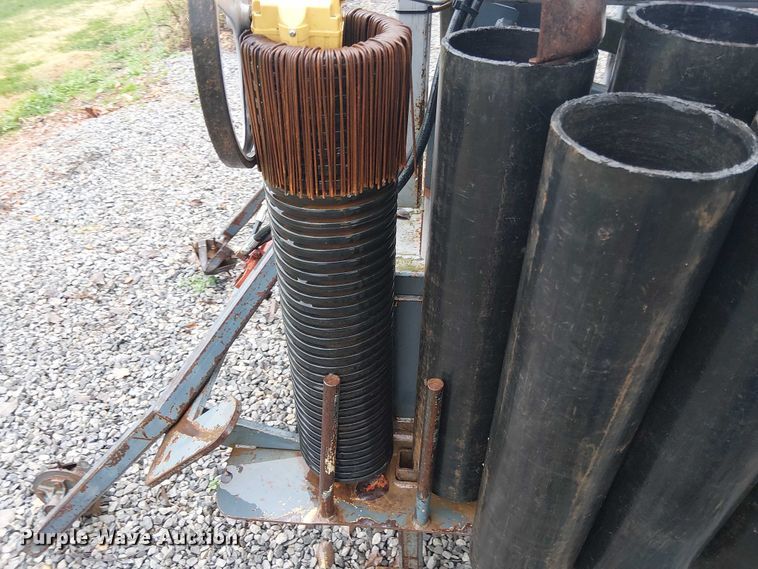 image for item DT4694 Sod unroller