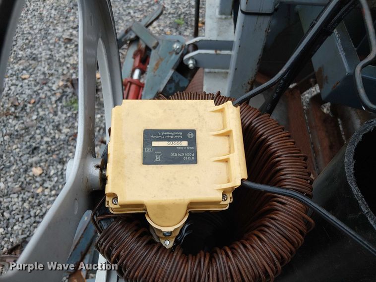 image for item DT4694 Sod unroller