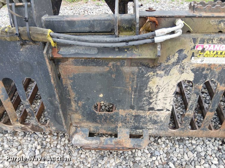image for item DT4698 Skid steer rock grapple bucket