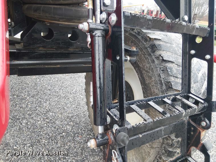 image for item DT4700 2019 Apache AS640 sprayer