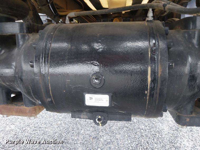 image for item DT4700 2019 Apache AS640 sprayer