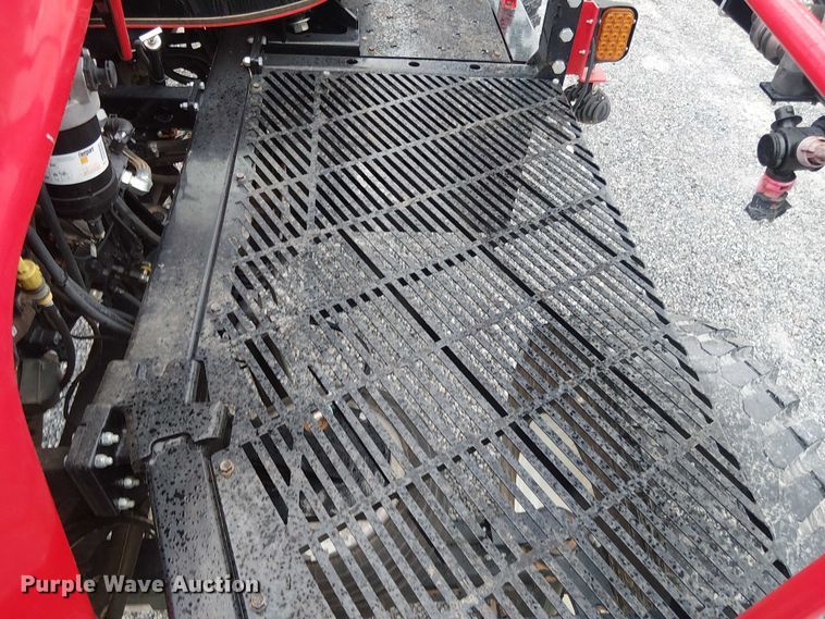 image for item DT4700 2019 Apache AS640 sprayer