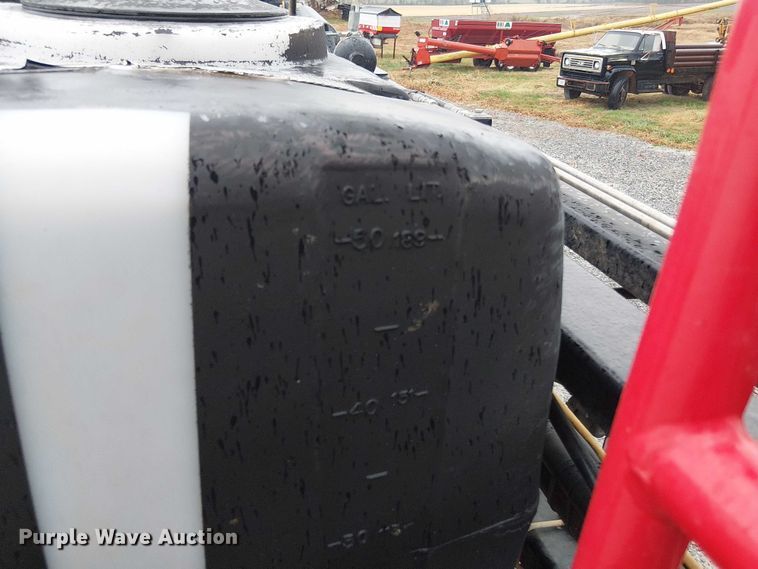 image for item DT4700 2019 Apache AS640 sprayer