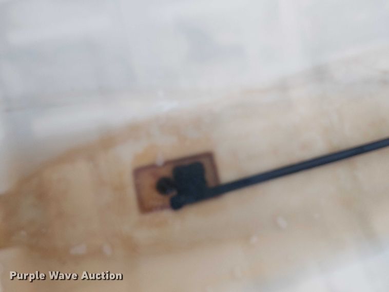 image for item DT4700 2019 Apache AS640 sprayer