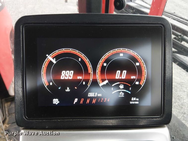 image for item DT4700 2019 Apache AS640 sprayer