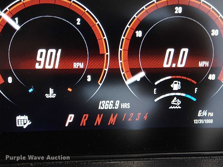 image for item DT4700 2019 Apache AS640 sprayer