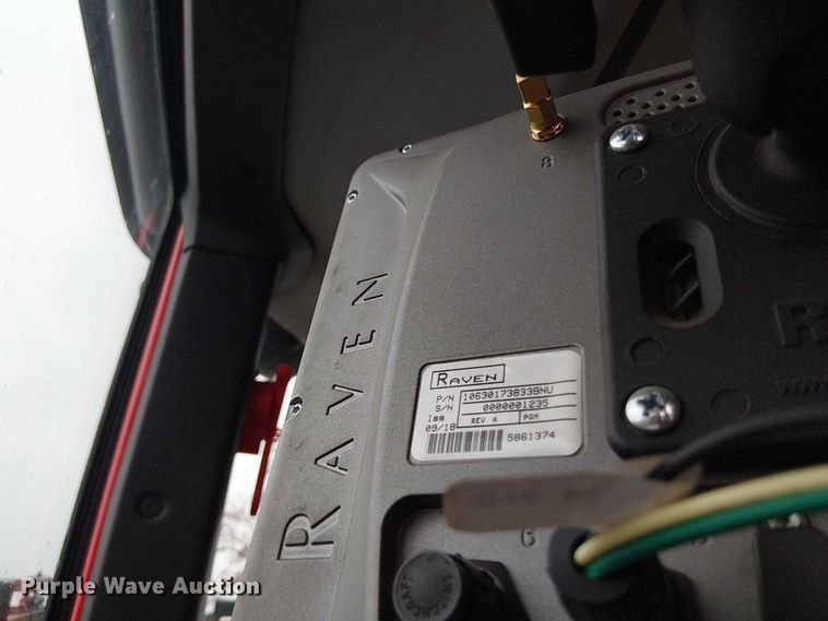 image for item DT4700 2019 Apache AS640 sprayer