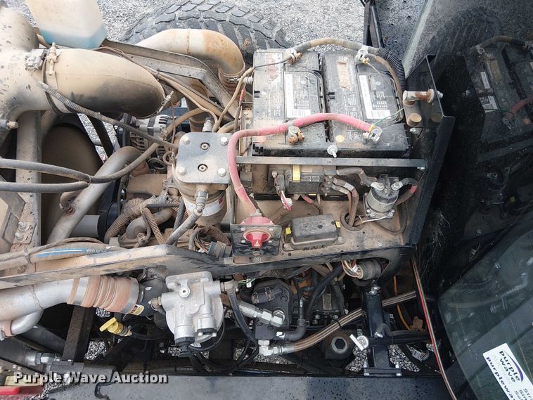 image for item DT4700 2019 Apache AS640 sprayer