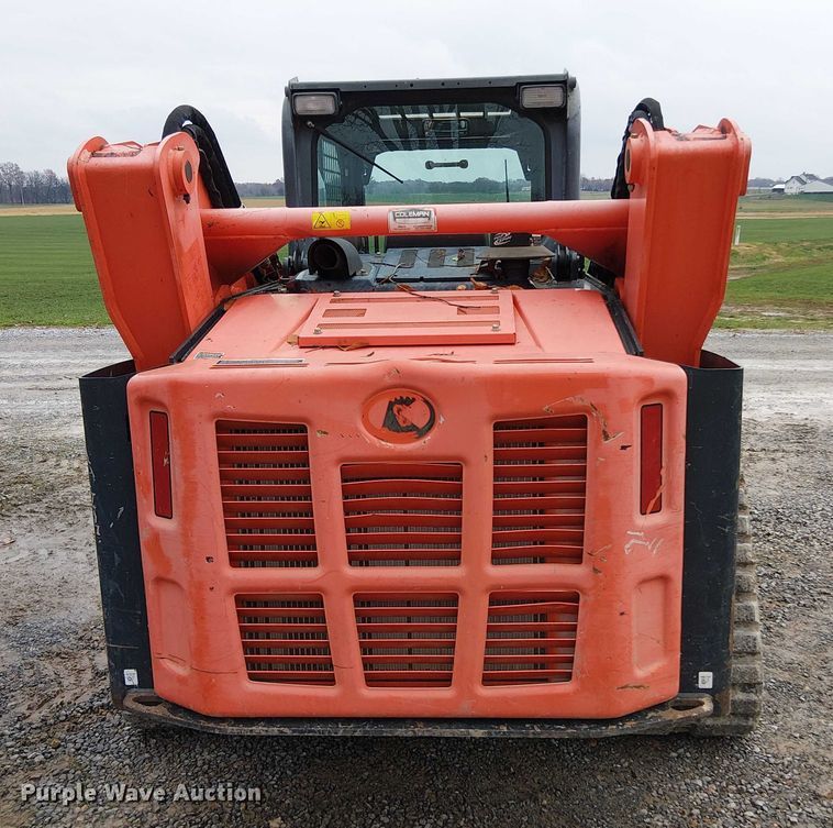 image for item DT4702 2019 Kubota SVL95-2S tracked skid steer loader
