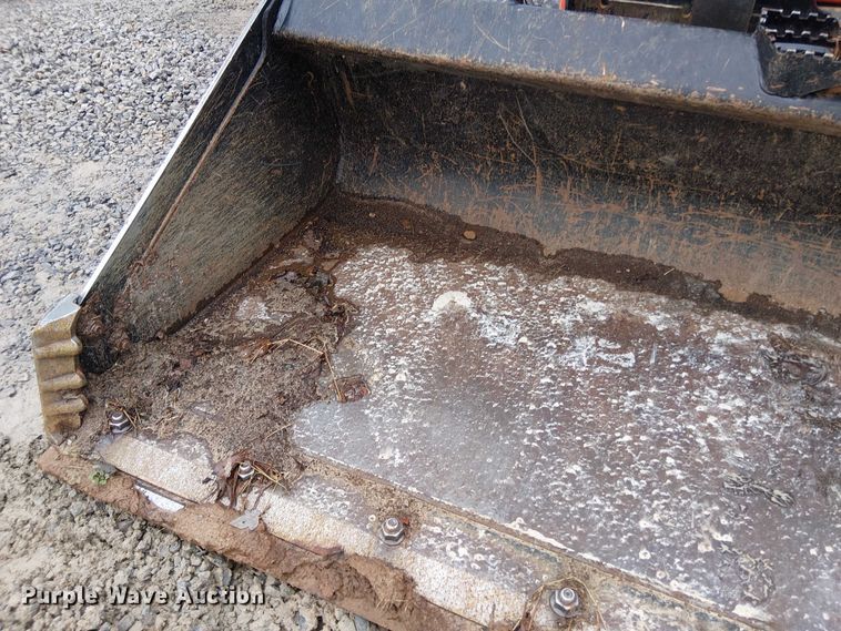 image for item DT4702 2019 Kubota SVL95-2S tracked skid steer loader