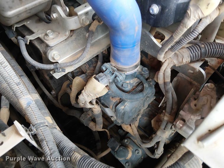 image for item DT4702 2019 Kubota SVL95-2S tracked skid steer loader