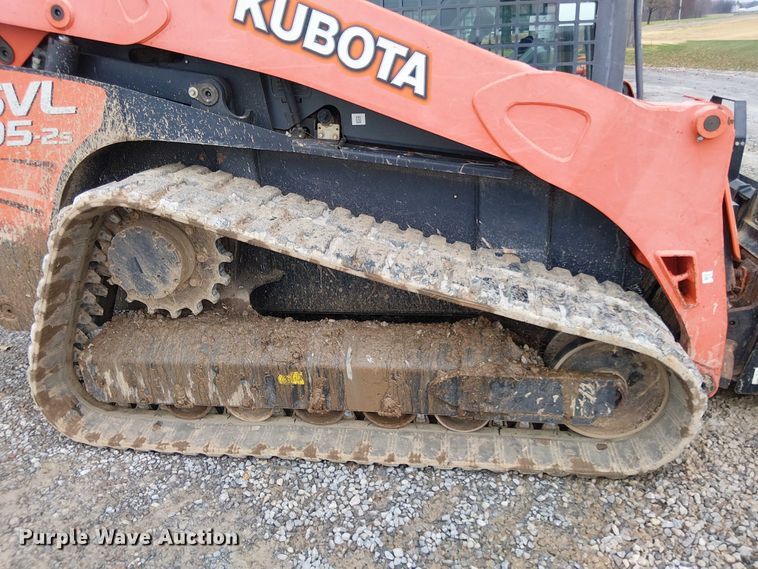 image for item DT4702 2019 Kubota SVL95-2S tracked skid steer loader