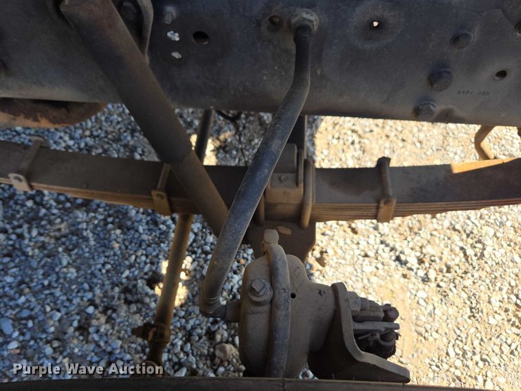 image for item DT4703 1990 Ford LN8000 water truck