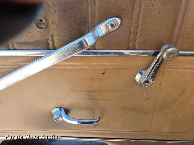 image for item DT4703 1990 Ford LN8000 water truck