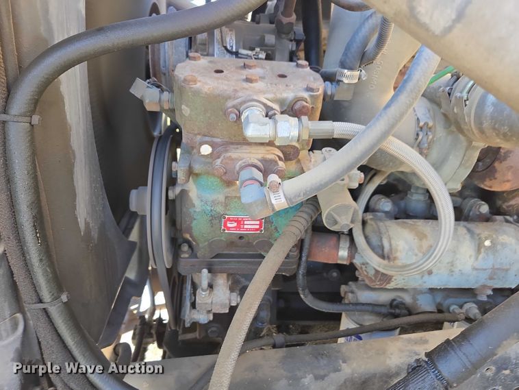 image for item DT4703 1990 Ford LN8000 water truck