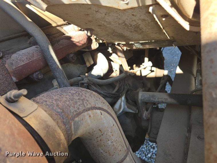 image for item DT4703 1990 Ford LN8000 water truck