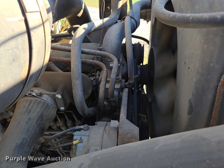 image for item DT4703 1990 Ford LN8000 water truck