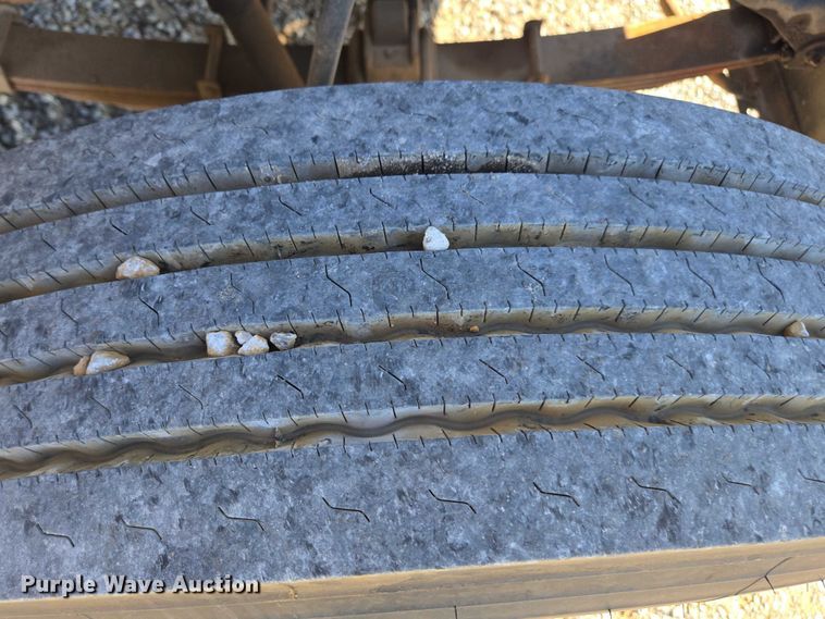 image for item DT4703 1990 Ford LN8000 water truck