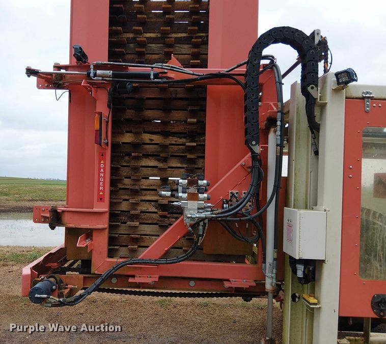 image for item DT4704 2021 Trebro AS3 sod harvester