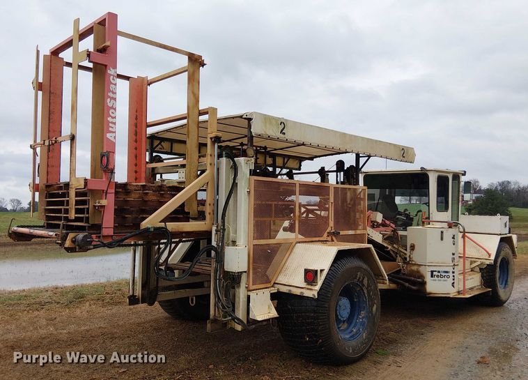 image for item DT4705 2005 Trebro AutoStack sod harvester