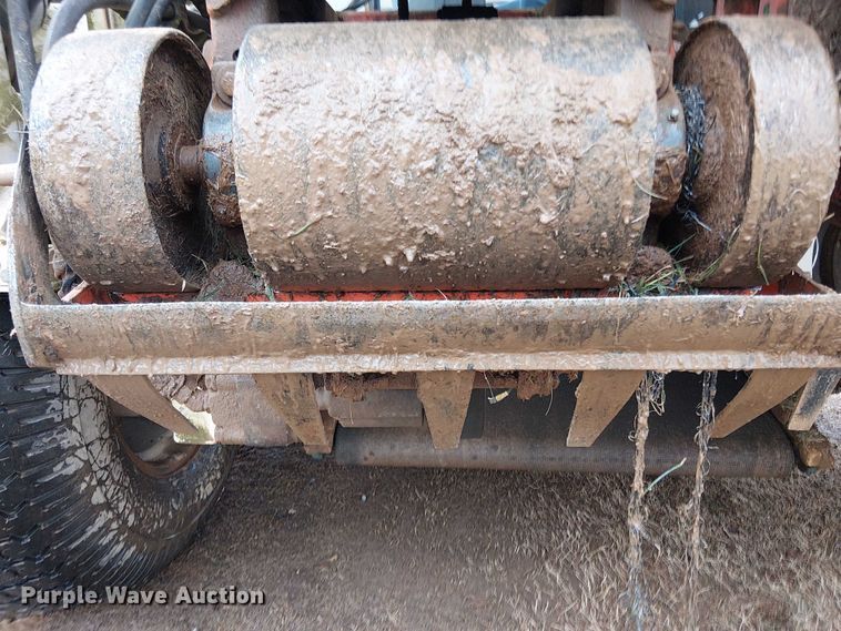 image for item DT4705 2005 Trebro AutoStack sod harvester