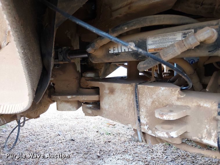 image for item DT4705 2005 Trebro AutoStack sod harvester