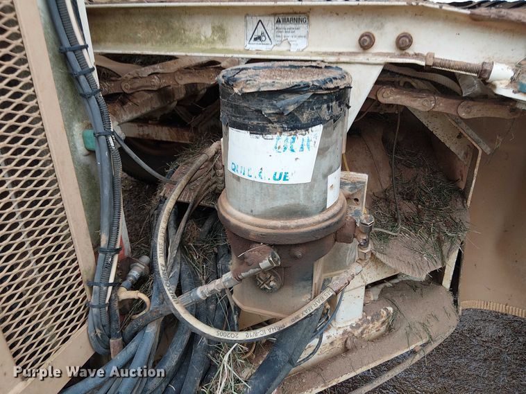 image for item DT4705 2005 Trebro AutoStack sod harvester