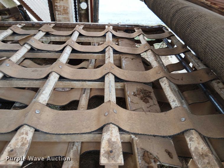 image for item DT4705 2005 Trebro AutoStack sod harvester