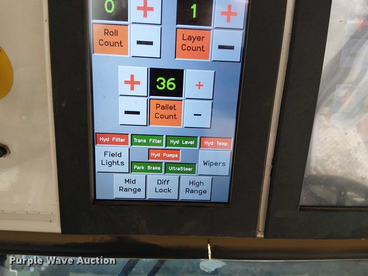 image for item DT4705 2005 Trebro AutoStack sod harvester