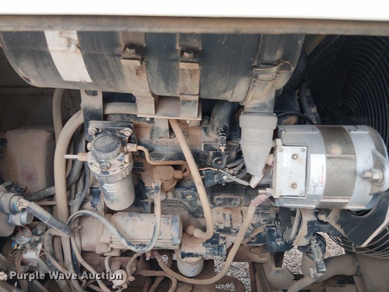 image for item DT4705 2005 Trebro AutoStack sod harvester