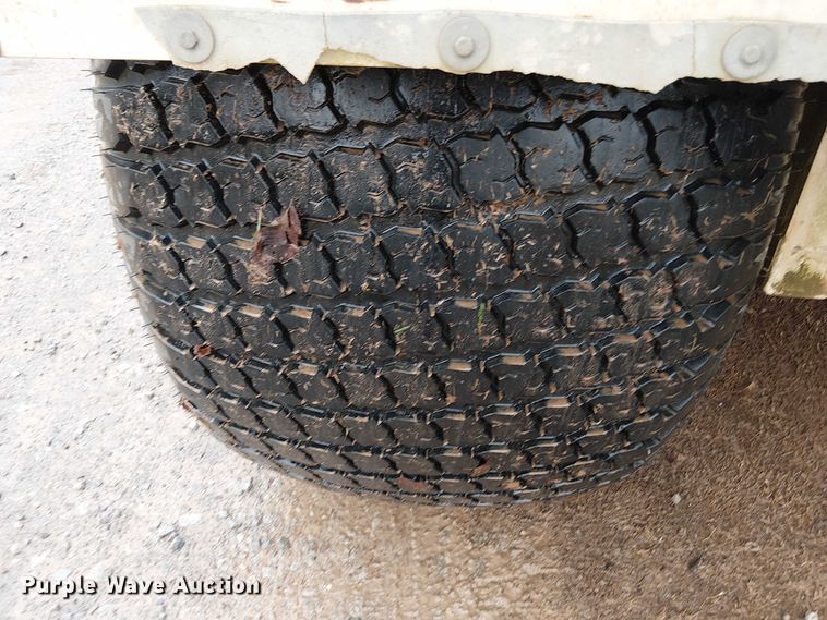 image for item DT4705 2005 Trebro AutoStack sod harvester