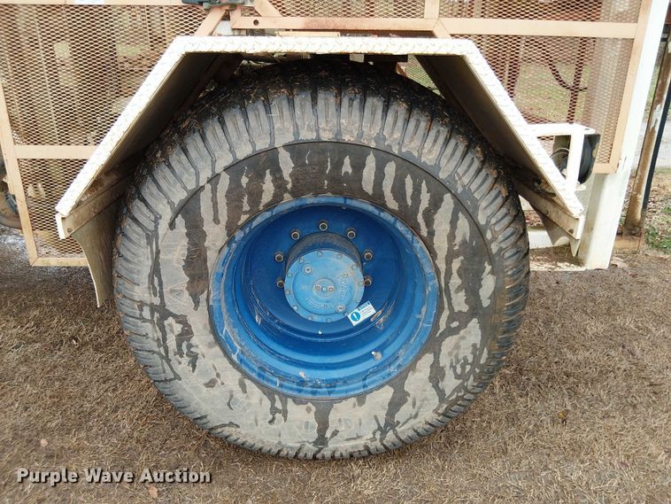 image for item DT4705 2005 Trebro AutoStack sod harvester