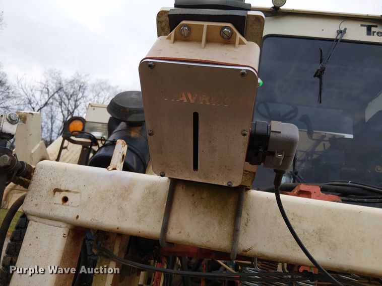 image for item DT4706 2006 Trebro AutoStack sod harvester