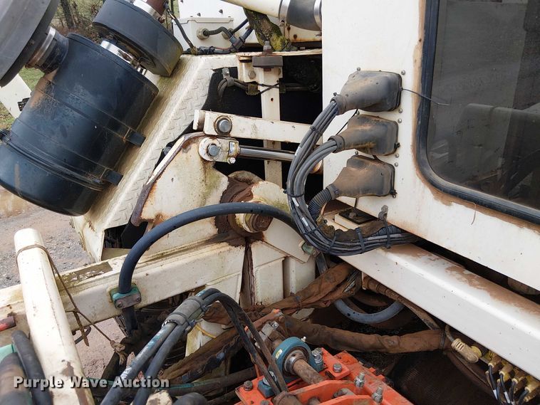 image for item DT4706 2006 Trebro AutoStack sod harvester