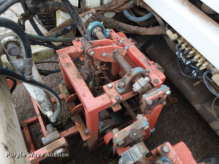 image for item DT4706 2006 Trebro AutoStack sod harvester