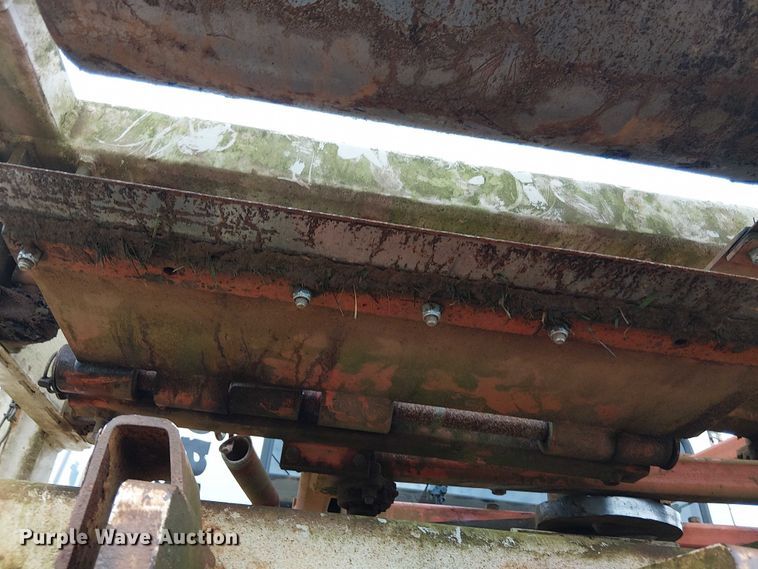 image for item DT4706 2006 Trebro AutoStack sod harvester