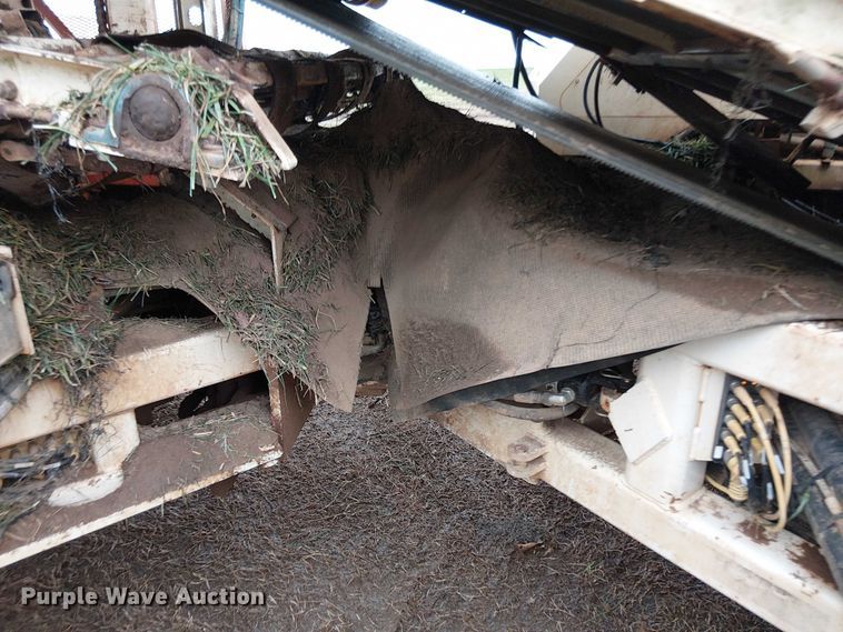 image for item DT4706 2006 Trebro AutoStack sod harvester