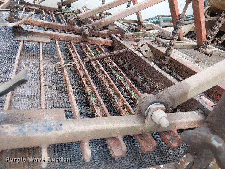 image for item DT4706 2006 Trebro AutoStack sod harvester