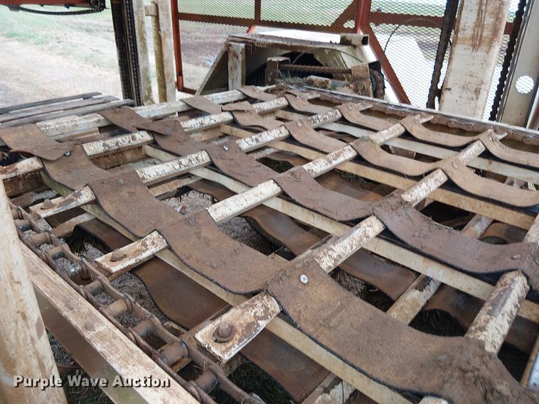 image for item DT4706 2006 Trebro AutoStack sod harvester